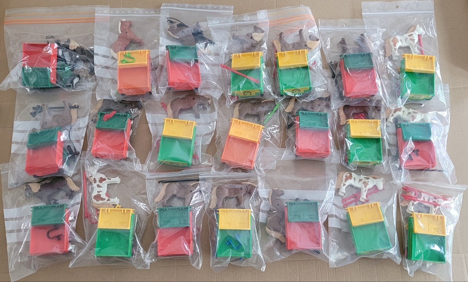 21 x een playmobil ponykar, Kinderen en Baby's, Speelgoed | Playmobil, Ophalen of Verzenden, Gebruikt