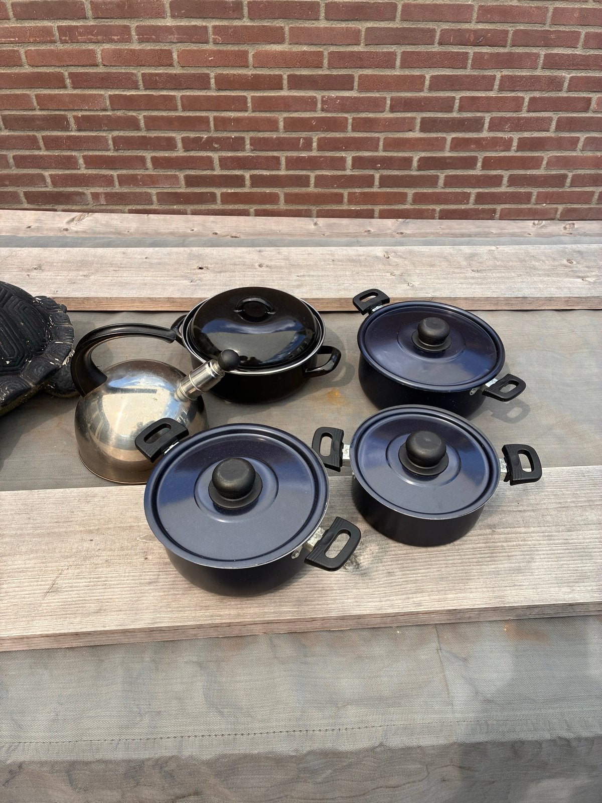 Camping pannen 4 stuks met braadpan en fluitketel, Caravans en Kamperen, Ophalen of Verzenden, Gebruikt