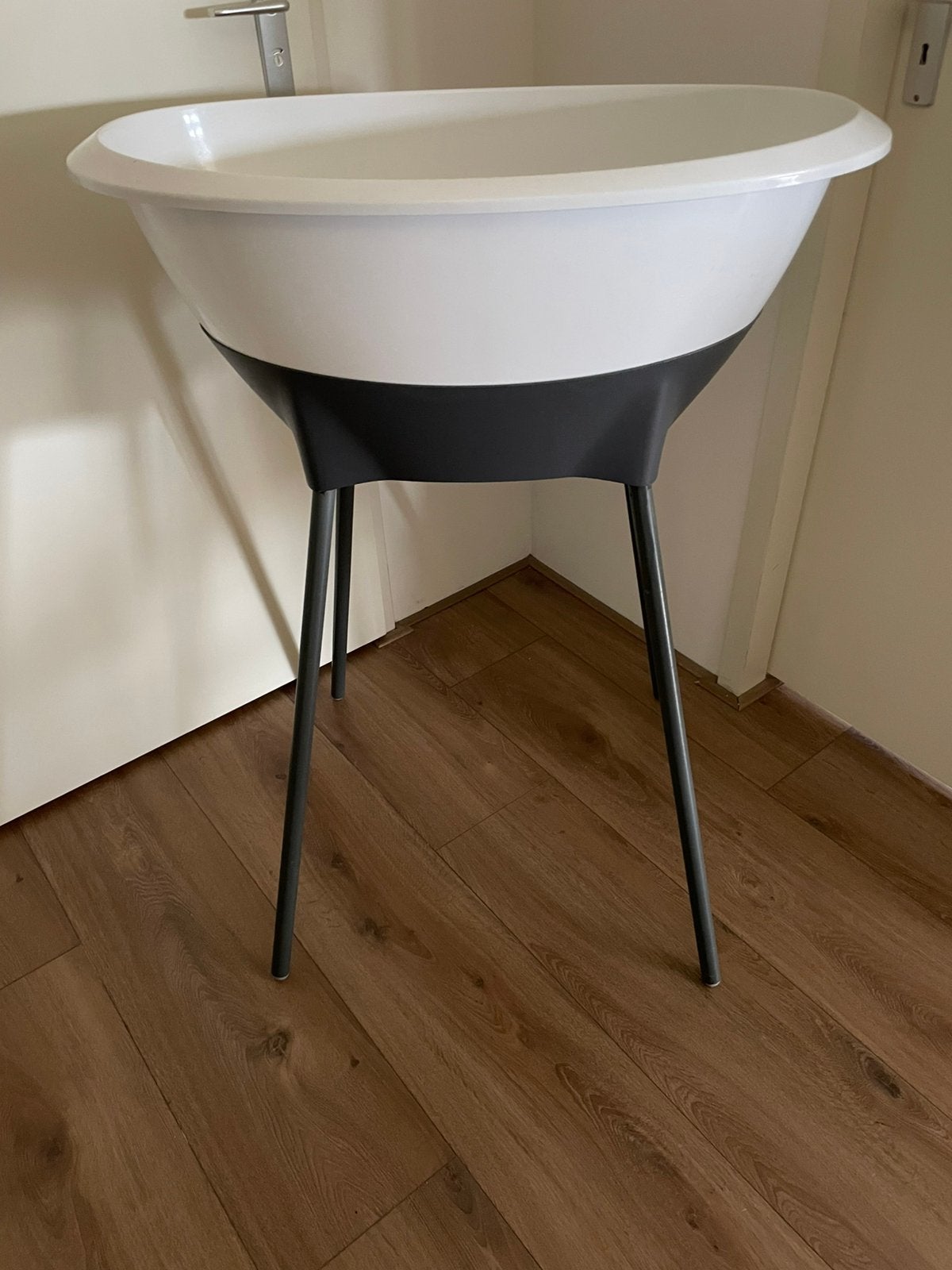 Babybadje met standaard en verkleiner, Kinderen en Baby's, Badjes en Verzorging, Ophalen, Zo goed als nieuw, Badje, Standaard