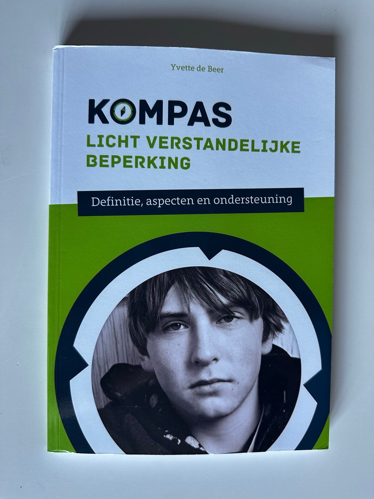 Kompas: Licht Verstandelijke Beperking - Yvette de Beer, Boeken, Studieboeken en Cursussen, Ophalen of Verzenden, Gamma, Zo goed als nieuw