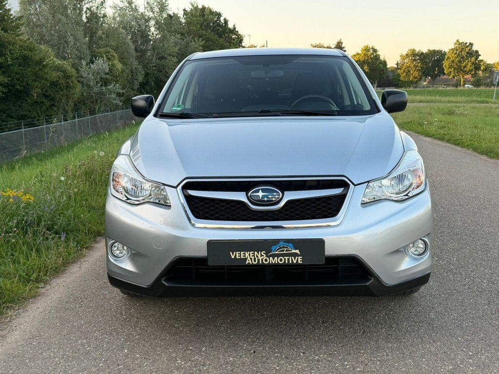 Subaru XV 1.6 I Automaat 84KW 2014 Grijs *Trekhaak*Airco*, Auto's, Euro 5, Stof, Zwart, 4 cilinders