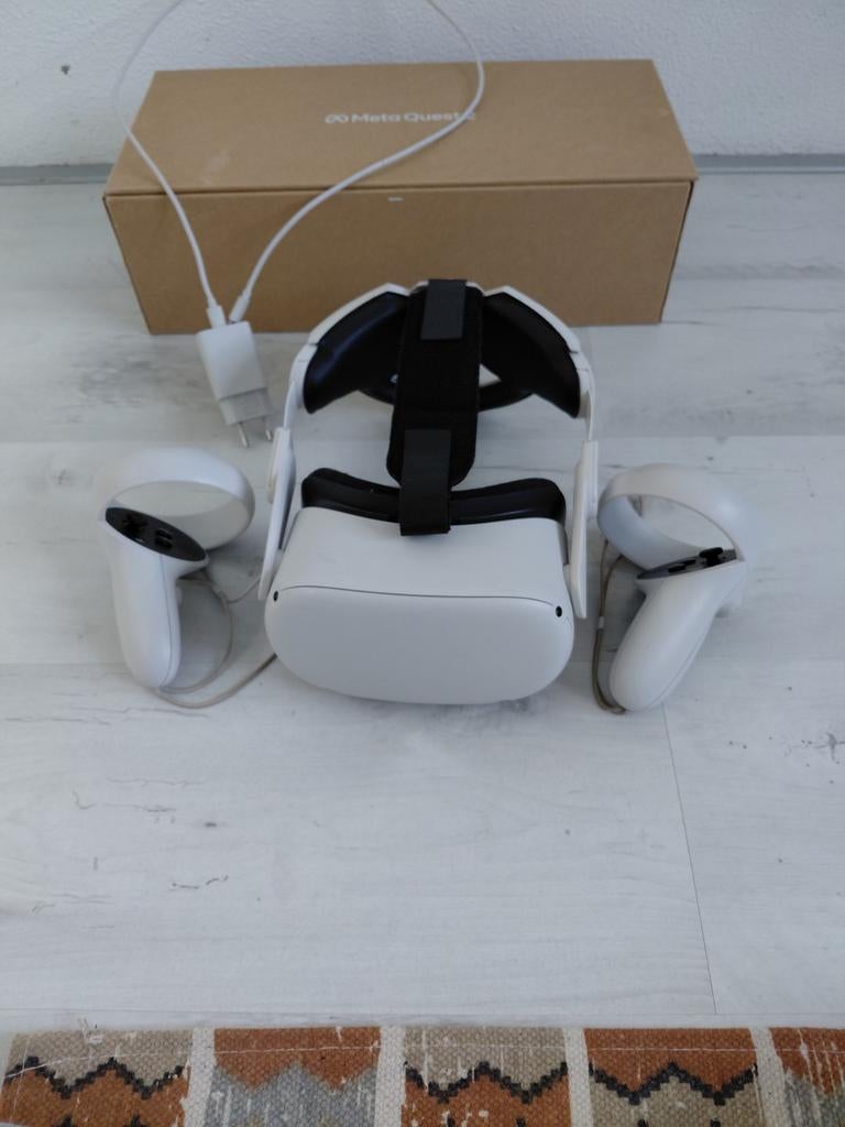 Meta Quest 2 256GB + elite headstrap, Spelcomputers en Games, Virtual Reality, Ophalen of Verzenden, Gebruikt, VR-bril, Overige platformen