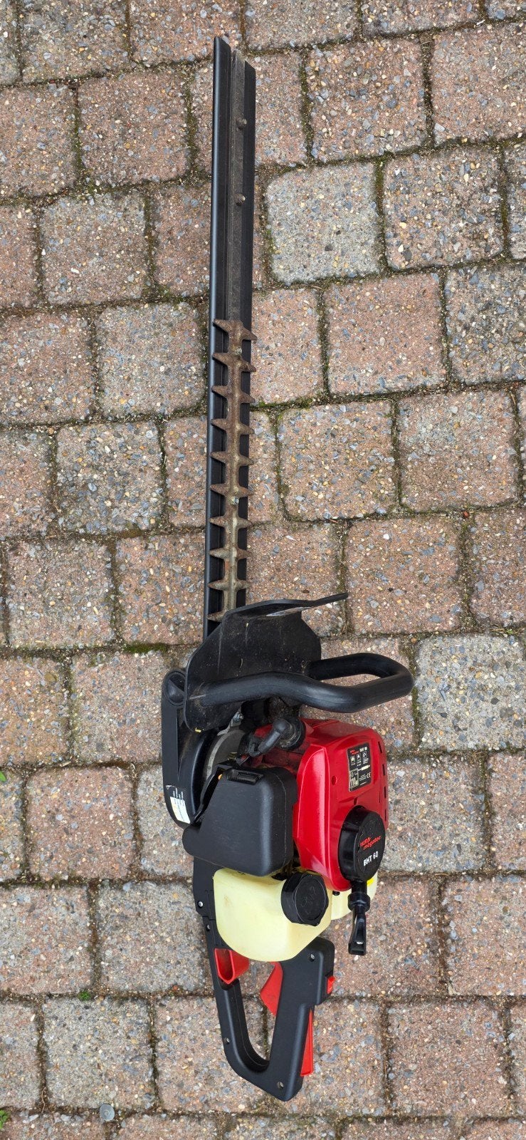 Ikra BHT 60 benzine heggenschaar, Ophalen of Verzenden, Gebruikt, Benzine, IKRA Mogatec