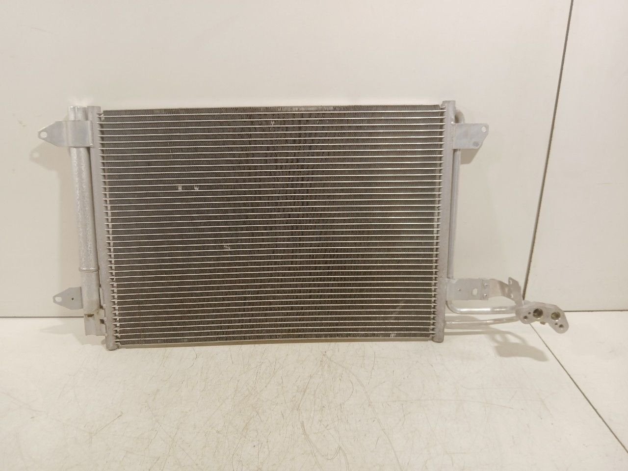 Airco radiateur Volkswagen Golf, Auto-onderdelen, Onderdelen@venauto.nl, Van der Ven Autorecycling B.V., Gebruikt, Ettenseweg 76, 4706 PB Roosendaal, The Netherlands