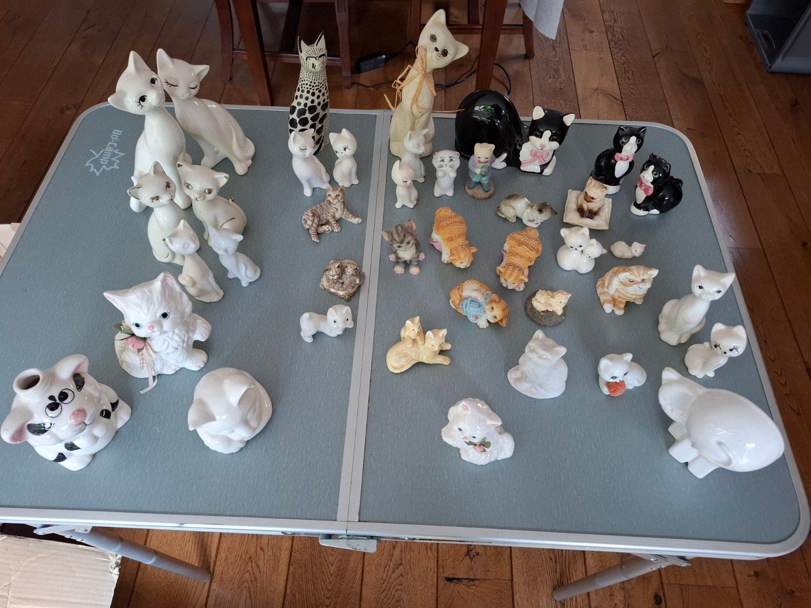Grote verzameling kattenbeeldjes en -figuren, Verzamelen, Ophalen of Verzenden, Gebruikt, Hond of Kat, Beeldje of Figuurtje