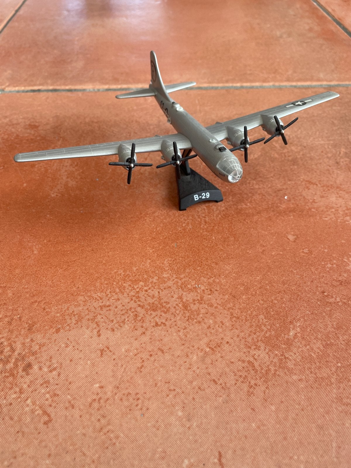 Boeing B-29 Superfortress schaalmodel 1:200, Overige merken, 1:200 of kleiner, Ophalen of Verzenden, Zo goed als nieuw