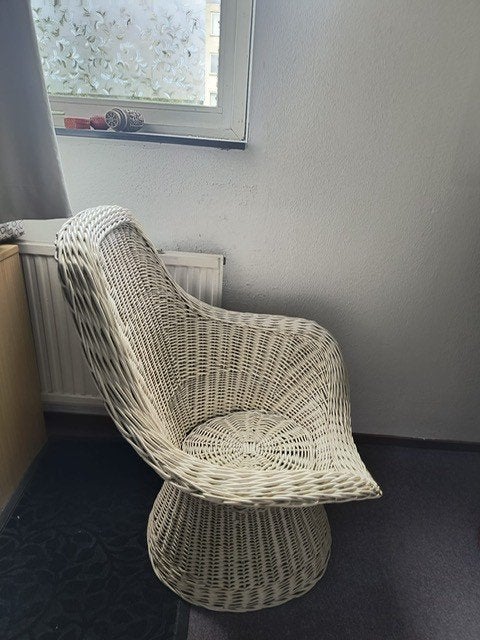Rotan / rieten stoel vintage, Ophalen, Gebruikt, Wit, Riet of Rotan