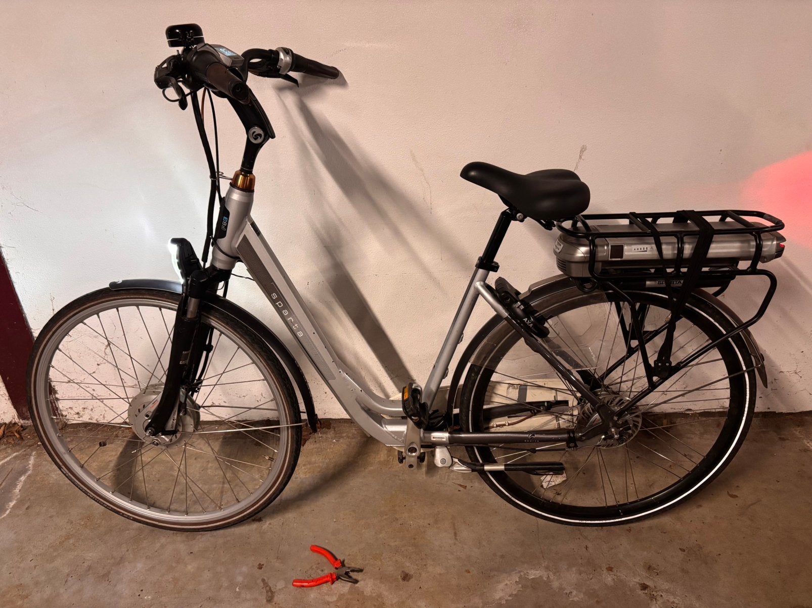 Sparta F8E met nieuwe accu 500wh, Ophalen, Sparta, Gebruikt, 47 tot 51 cm