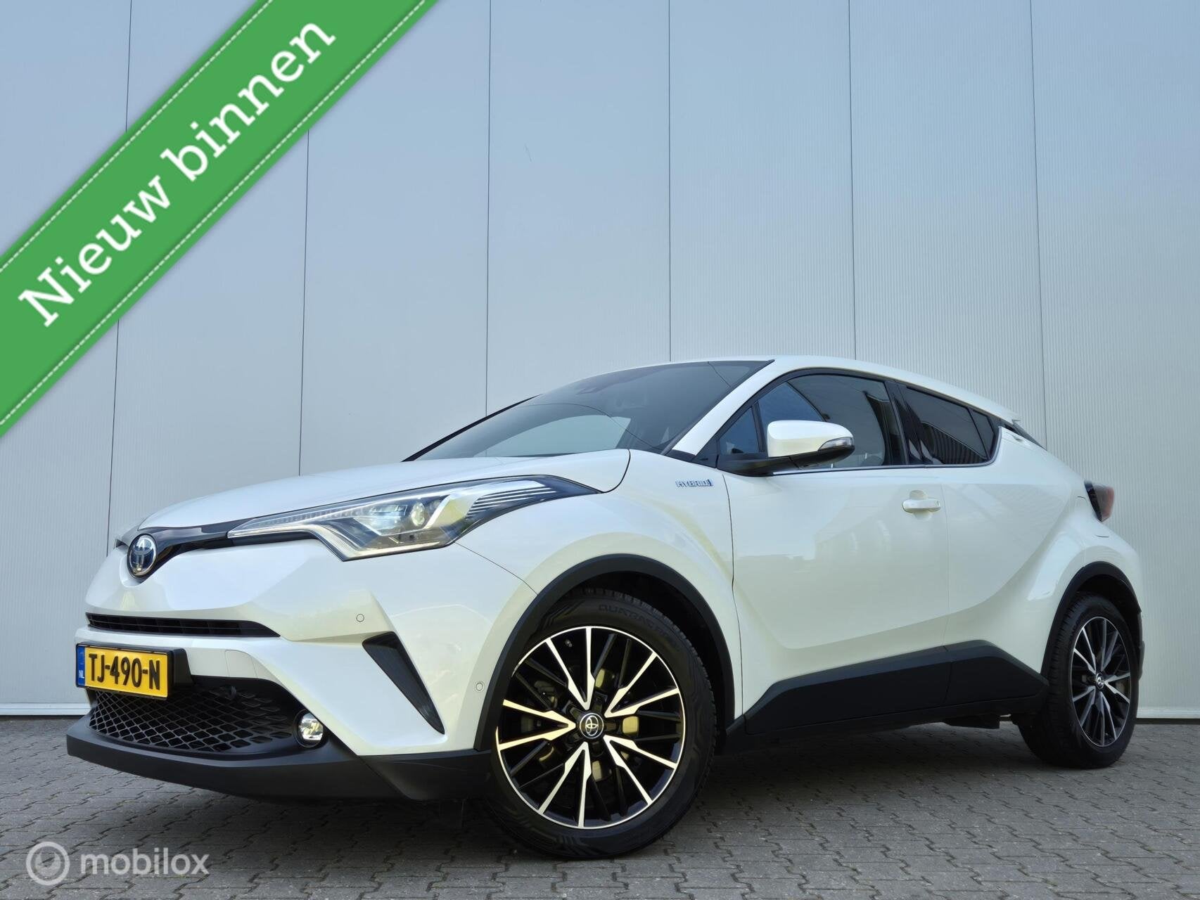 TOYOTA C-HR 1.8 HYBRID EXECUTIVE/FULL LED/JBL/KEYLESS/HALF-L, Euro 6, 4 cilinders, Adaptive Cruise Control, Origineel Nederlands