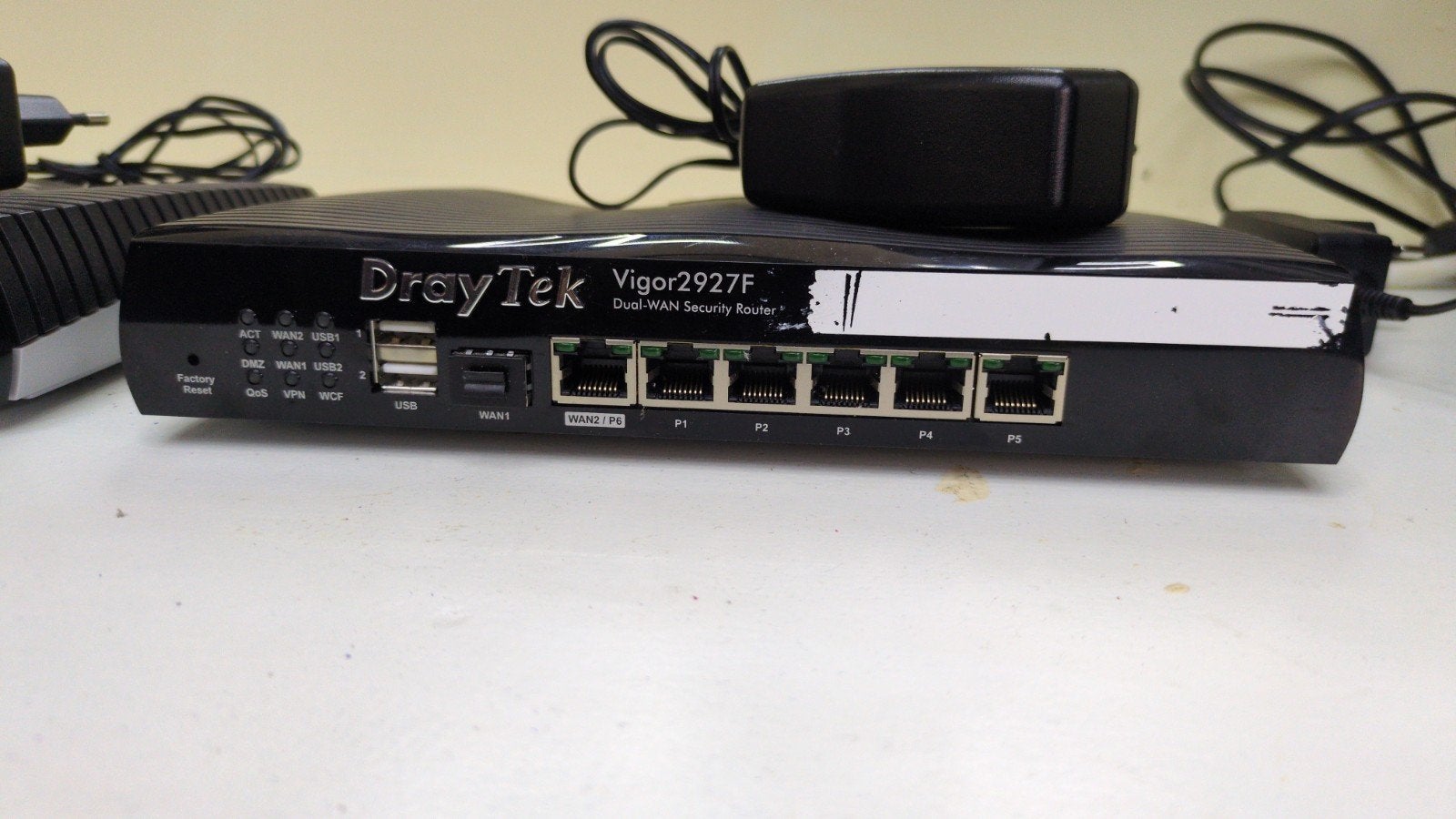 Diverse Draytek 2900 modellen in prima conditie., Computers en Software, Routers en Modems, Ophalen of Verzenden