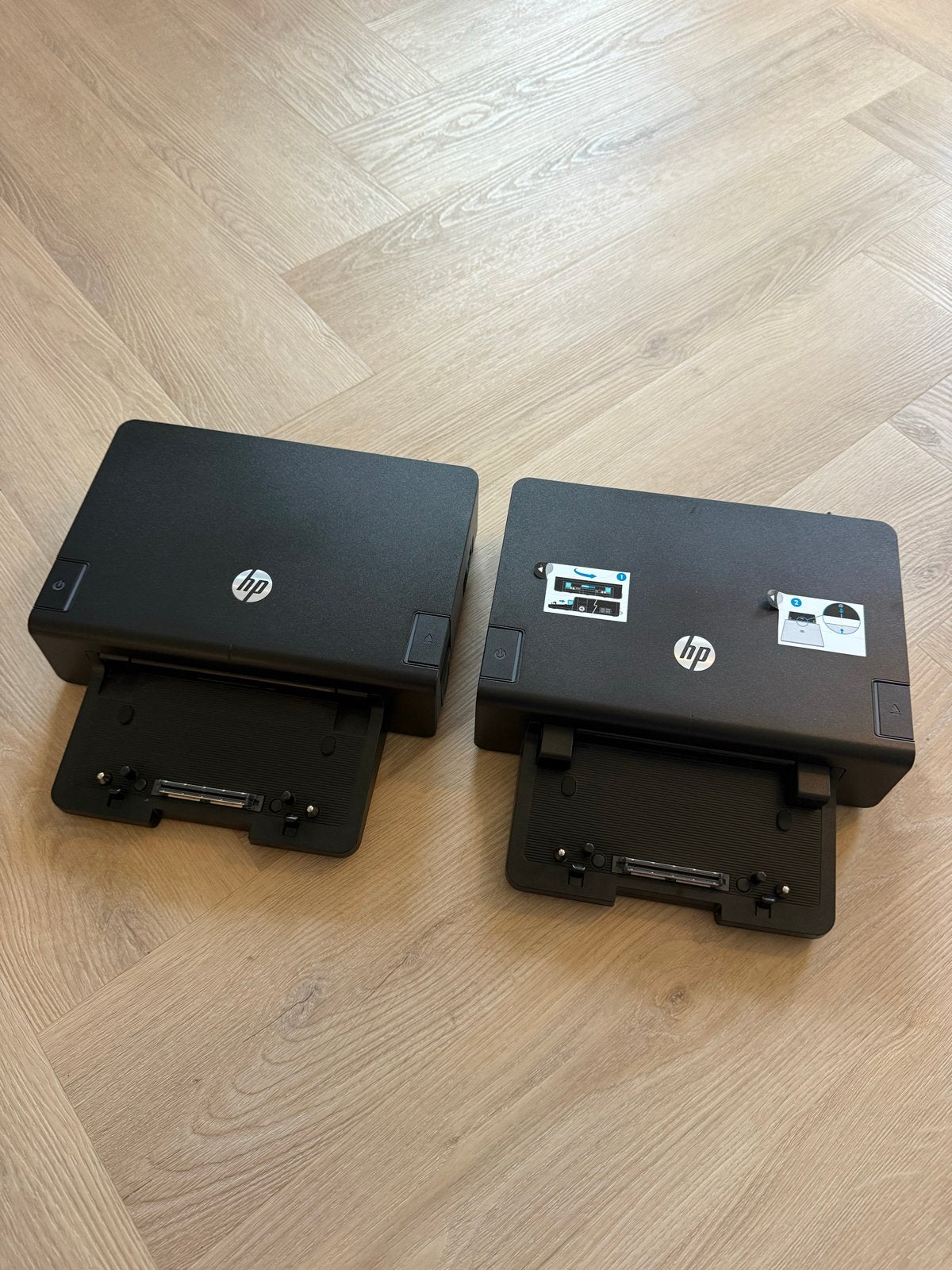 2x HP Advanced Docking Station HSTNN-I10X, Ophalen of Verzenden, Gebruikt, Docking station, Laptop