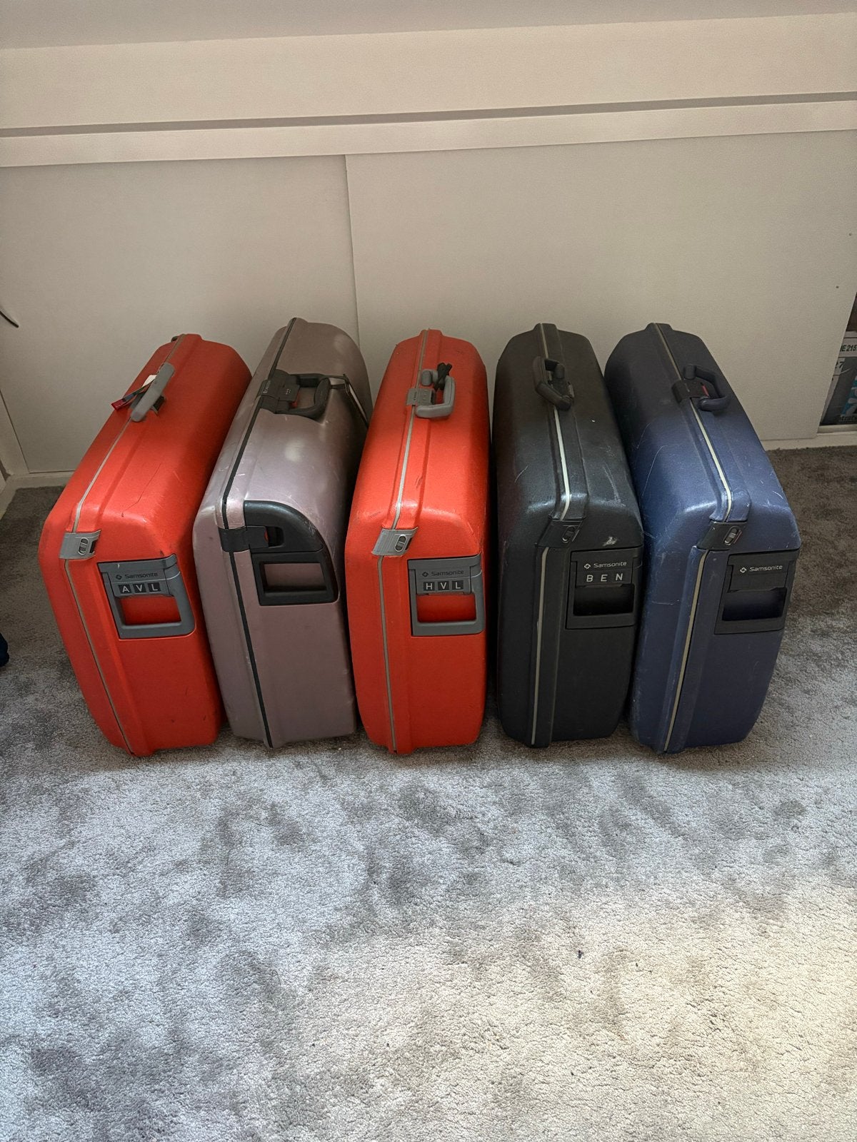 5 koffers te koop - 4 Samsonite, 1 ander merk, Ophalen of Verzenden, Gebruikt, Hard kunststof