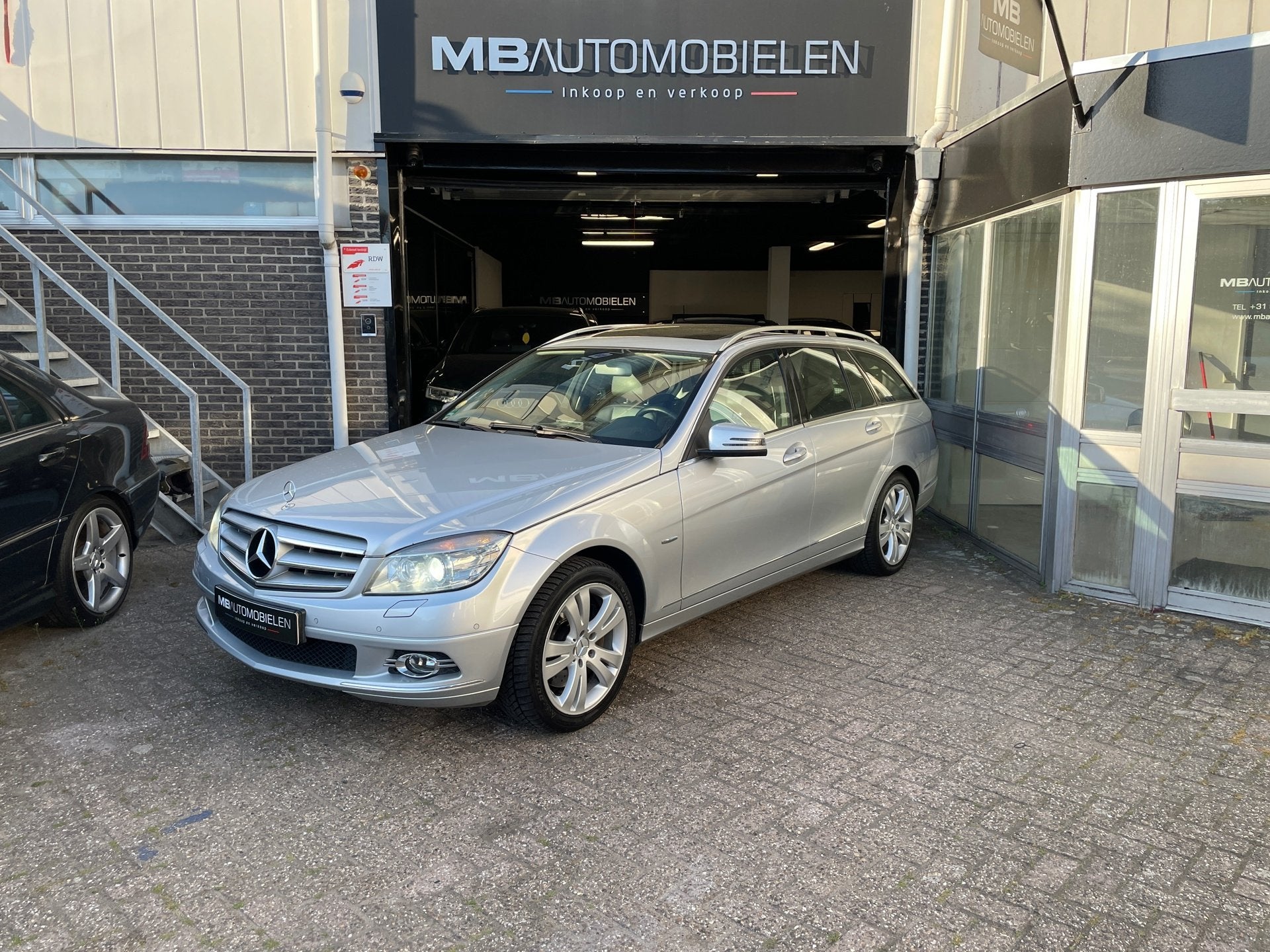 Mercedes-Benz C-klasse Estate 350 CDI Elegance/2e Eigenaar/1, Auto's, Dealer onderhouden, Achterwielaandrijving, 197 €/maand, 1650 kg