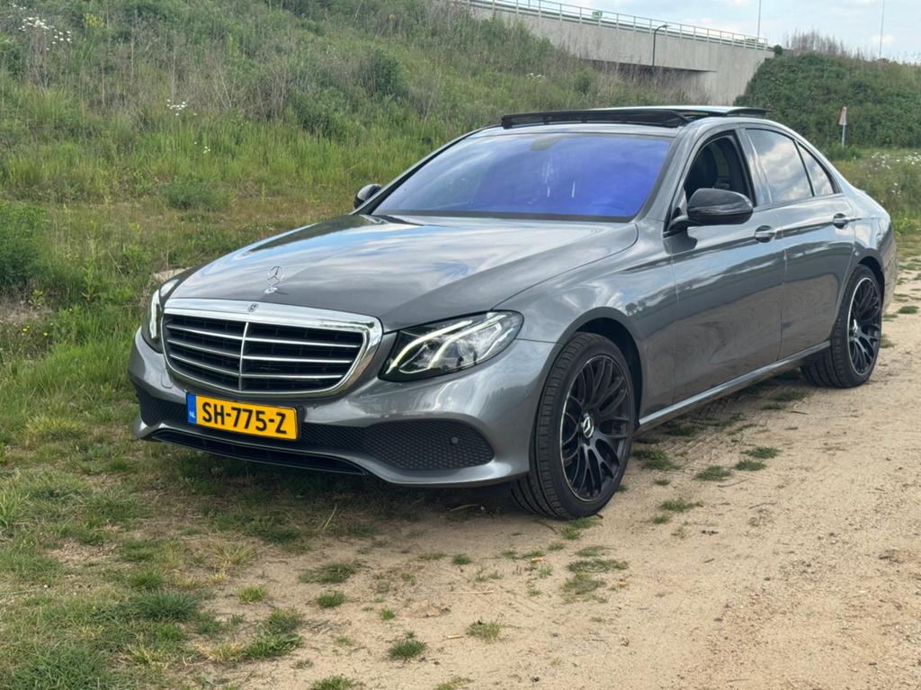 Mercedes-Benz E-Klasse E200 d 150pk 9G-TRONIC 2018 Grijs, Auto's, Mercedes-Benz, Automaat, Achterwielaandrijving, Parkeerassistent