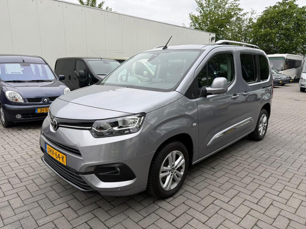Toyota PROACE CITY Verso L1 - Rolstoelauto 4+1 - Alle Opties, Auto's, Toyota, Voorwielaandrijving, Gebruikt, Euro 6, Met garantie (alle)