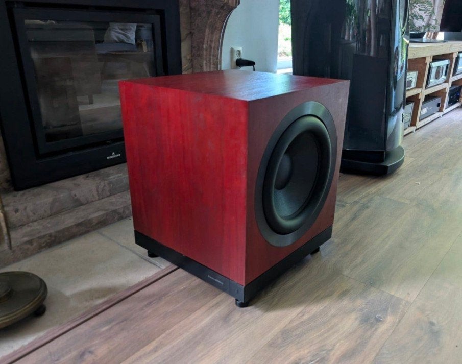 Bowers en Wilkins DB1D 2000Watt subwoofer + 5m subkabel, Ophalen, Zo goed als nieuw, Bowers & Wilkins (B&W)