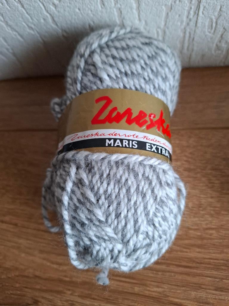 Sokkenwol Zareska maris extra, Ophalen of Verzenden, Zo goed als nieuw, Breien of Haken, Wol of Garen