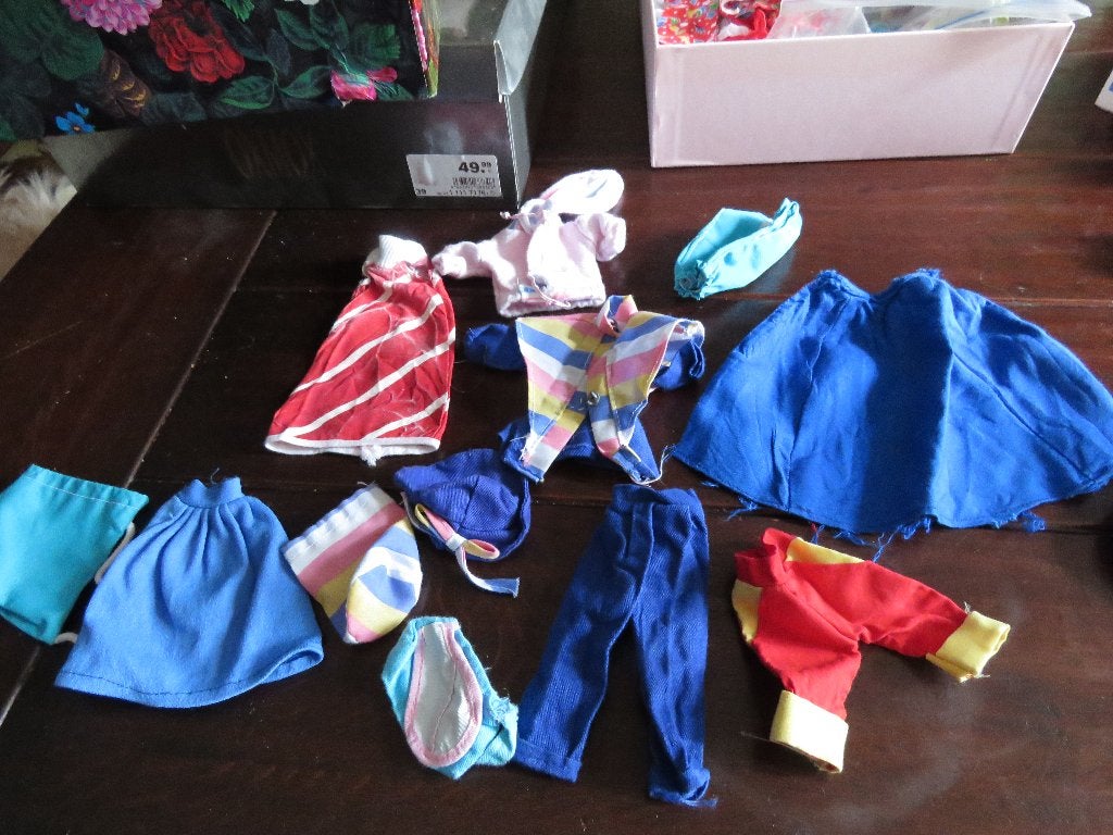 vintage barbie Fleur kleertjes, Ophalen of Verzenden, Gebruikt, Kleertjes