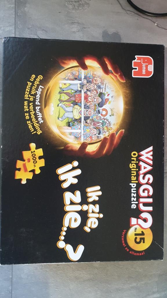 Wasgij puzzel 1000 stukjes original no. 15- lopend buffet, Ophalen of Verzenden, 500 t/m 1500 stukjes, Zo goed als nieuw, Legpuzzel
