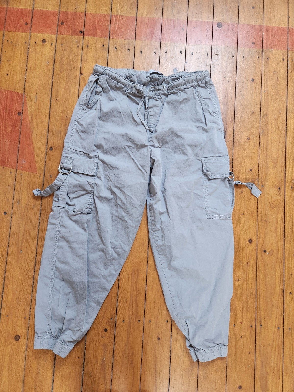 Grijze cargo broek maat L, Primark, Primark, Ophalen of Verzenden, Zo goed als nieuw, Grijs