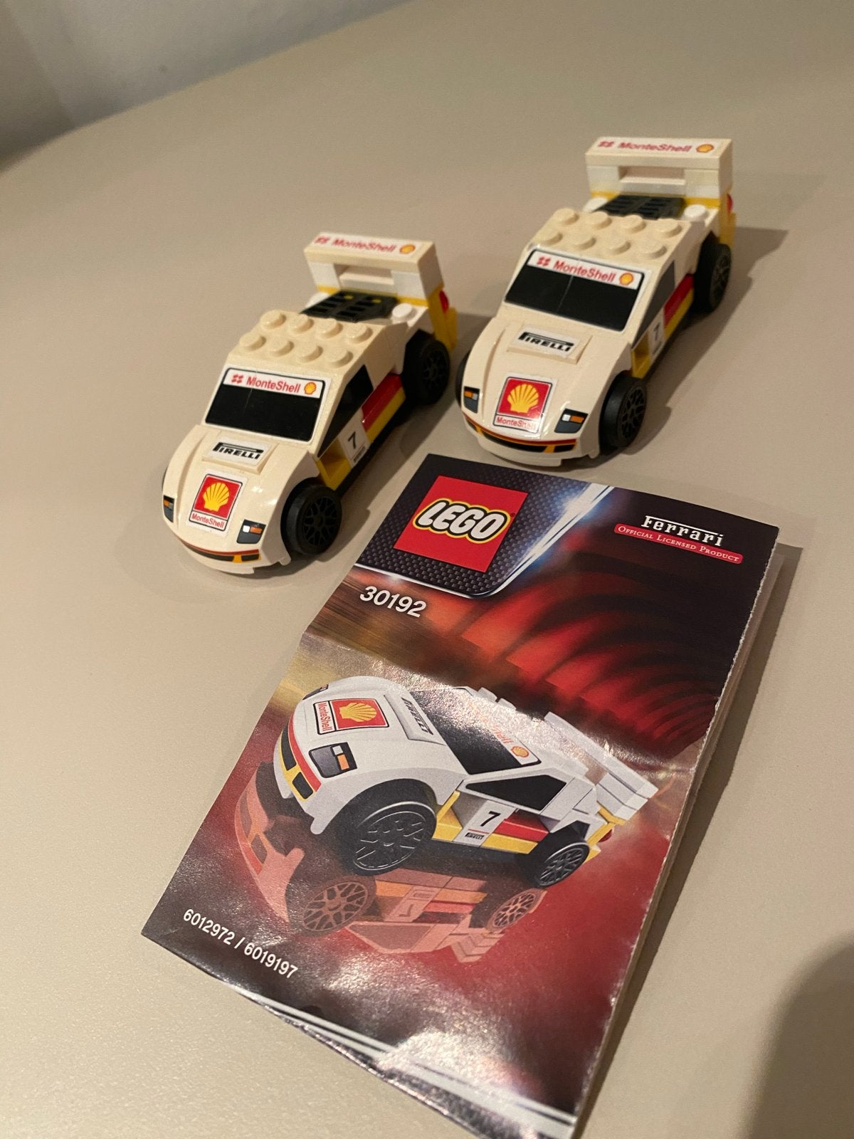 LEGO Ferrari 30192 Shell V-Power Racers (2 stuks), Gebruikt, Lego, Ophalen of Verzenden, Racers
