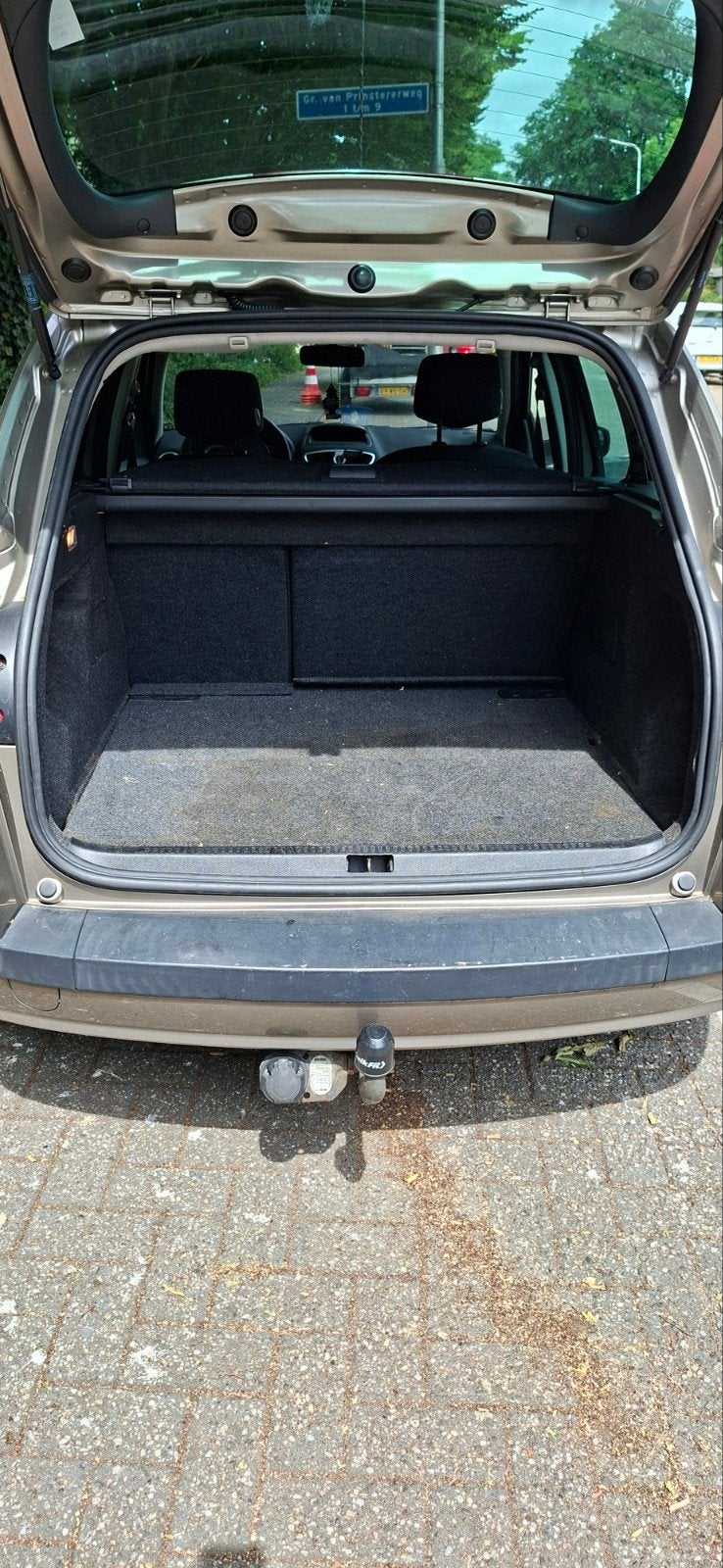 Reno clio van 2008, Ophalen