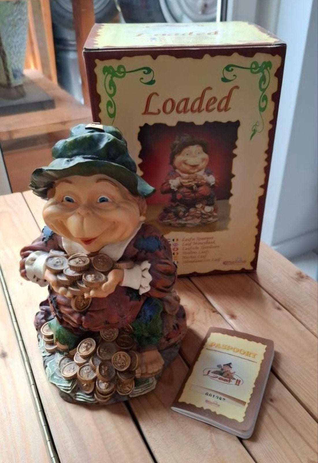 Loaded Laaf Spaarpot met Paspoort en Originele Doos, Ophalen of Verzenden, Zo goed als nieuw, Steen, Aardewerk of Keramiek, Overige thema's