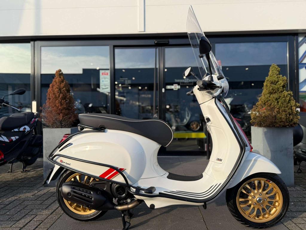 Vespa Sprint 45KM Racing Sixteen E5, Fietsen en Brommers, Scooters | Vespa, Niet ingevuld, Maximaal 45 km/u, Niet ingevuld, Ophalen of Verzenden