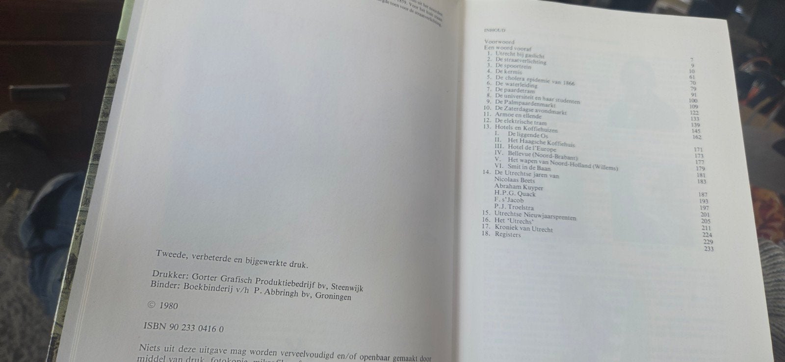 Utrecht bij Gaslicht - Dr. A. van Hulzen (1980), Boeken, Geschiedenis | Stad en Regio, Ophalen, 20e eeuw of later, Gelezen, Dr. A. van Hulzen