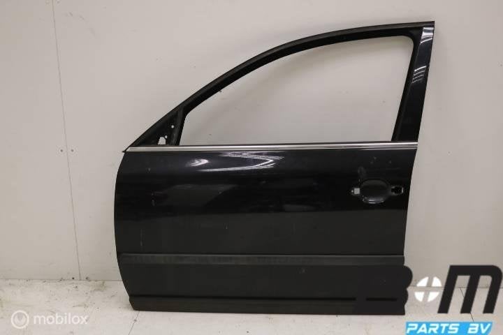 Portier LV  VW Passat 3BG Variant LC9Z 3B4831051BE, Gebruikt
