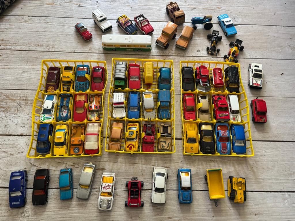 61 Majorette autootjes (diverse modellen), Ophalen of Verzenden, Gebruikt