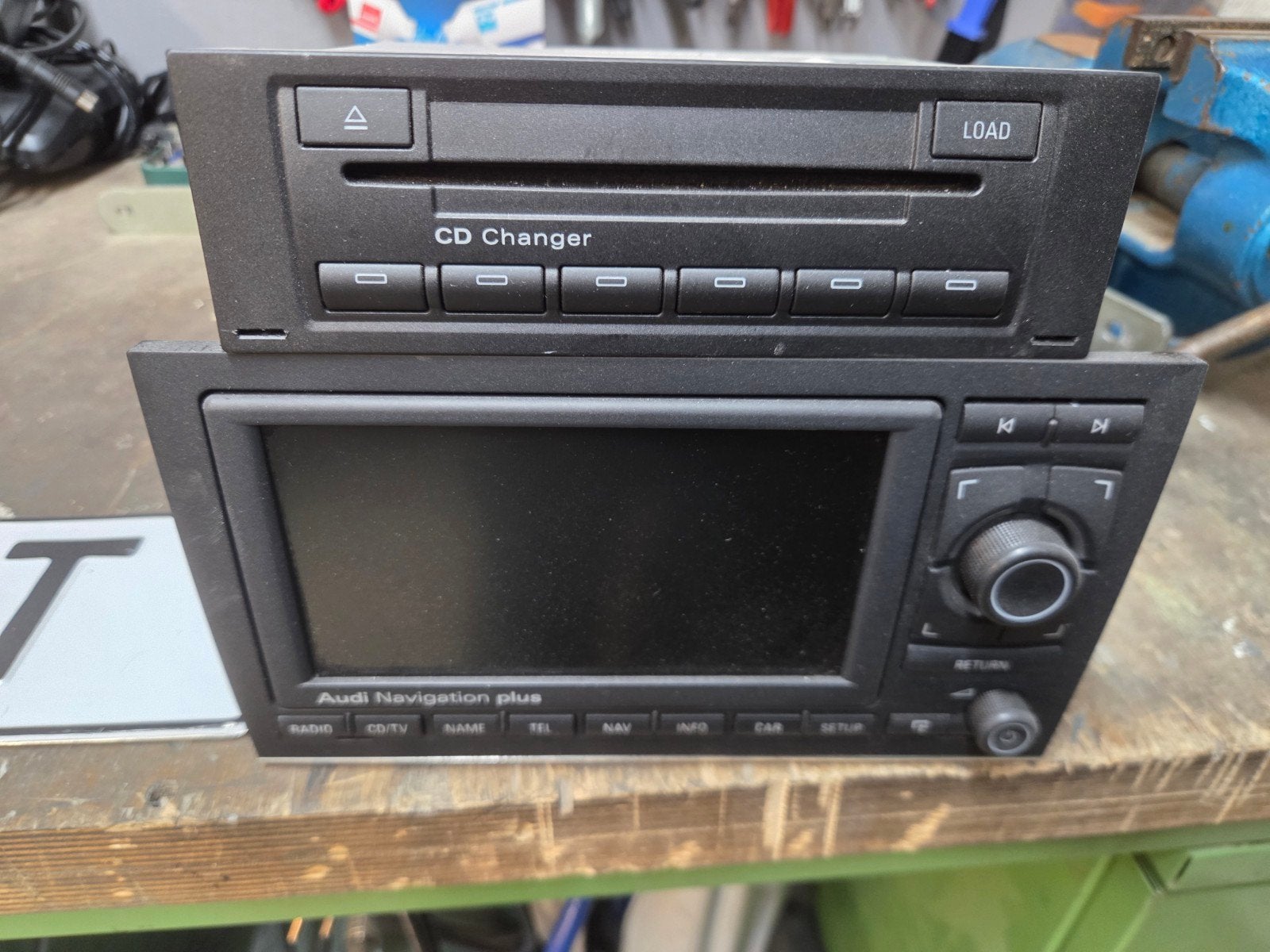Originele Audi A4 (2008) Radio Navigatie Plus & CD-Wisselaar, Ophalen of Verzenden