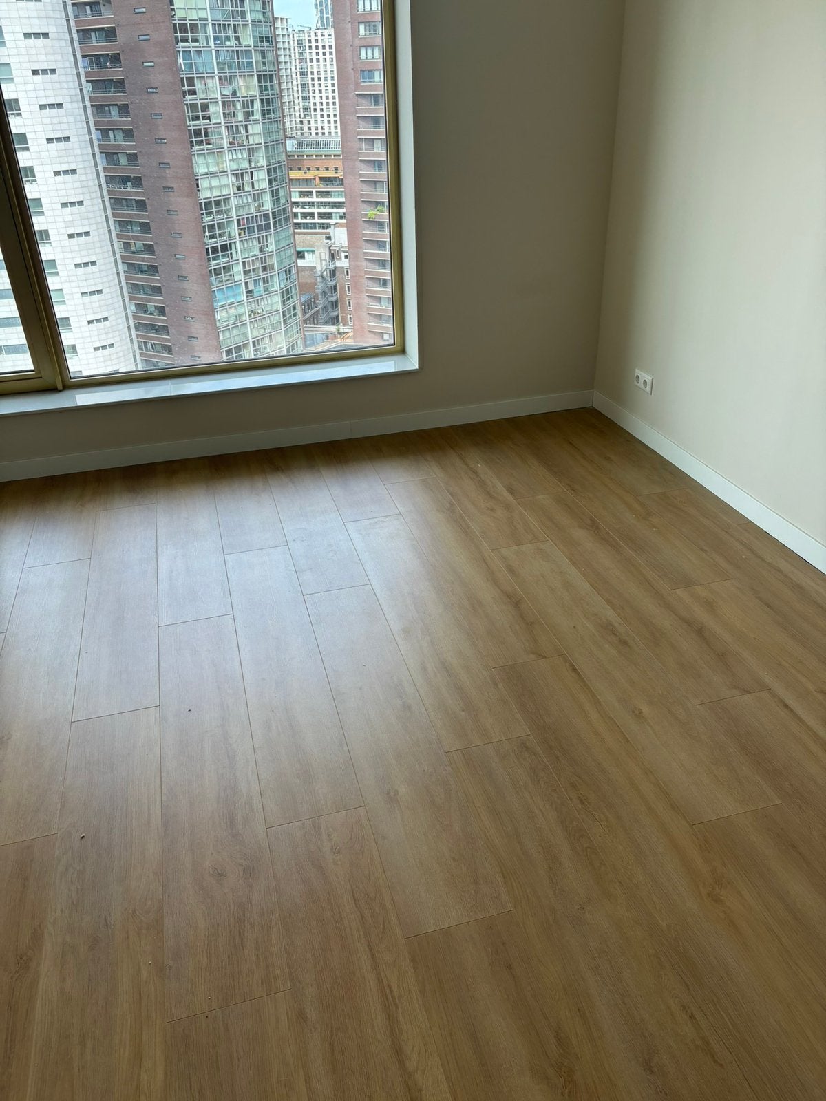Laminaat - Premoda Villa Windsor Oak - 32m2, Doe-het-zelf en Verbouw, Vloerdelen en Plavuizen, Ophalen, 50 tot 150 cm, Zo goed als nieuw