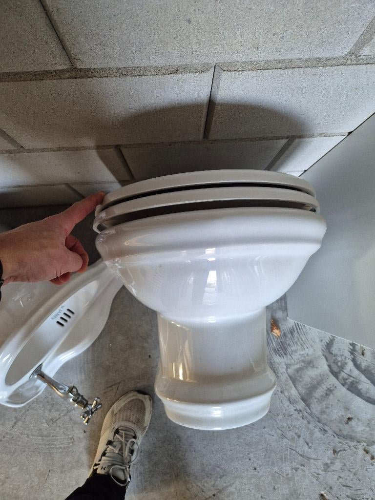 Catalano WC pot en bril te koop, Ophalen, Gebruikt, Steen, Toilet