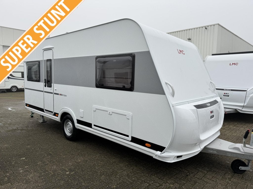 LMC Style 440 D met fransbed, Caravans en Kamperen, Schokbreker, Overige typen, Rondzit, 5 tot 6 meter