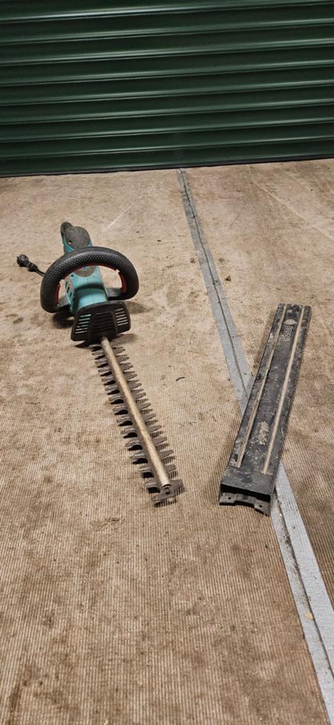 Bosch Heggenschaar, hagenknipper, snoeier, Tuin en Terras, Ophalen of Verzenden, Zo goed als nieuw, Elektrisch, BOSCH