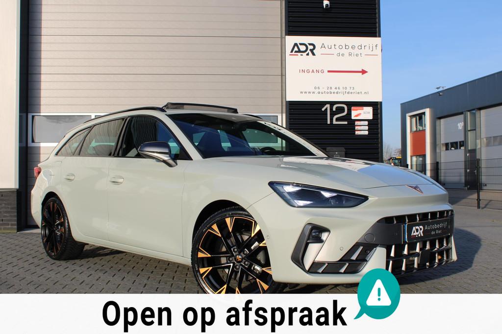 CUPRA Leon Sportstourer 1.5 TSI Mild-Hybrid VZ Performance /, Auto's, Zwart, 150 pk, Origineel Nederlands, Adaptive Cruise Control