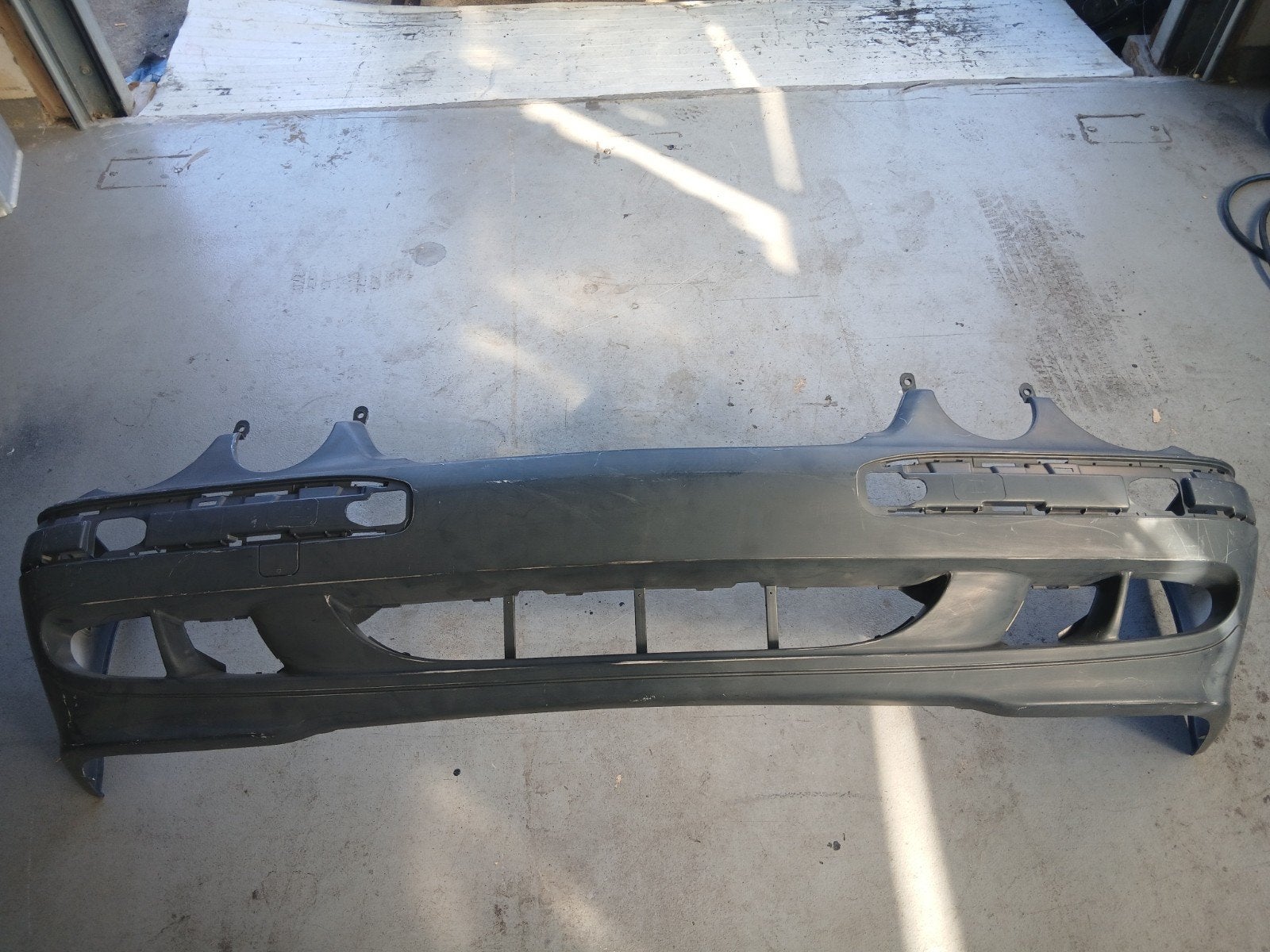 Mercedes-benz E W210 voorbumper A2108851825, Ophalen, Voor, Mercedes-Benz, Nieuw