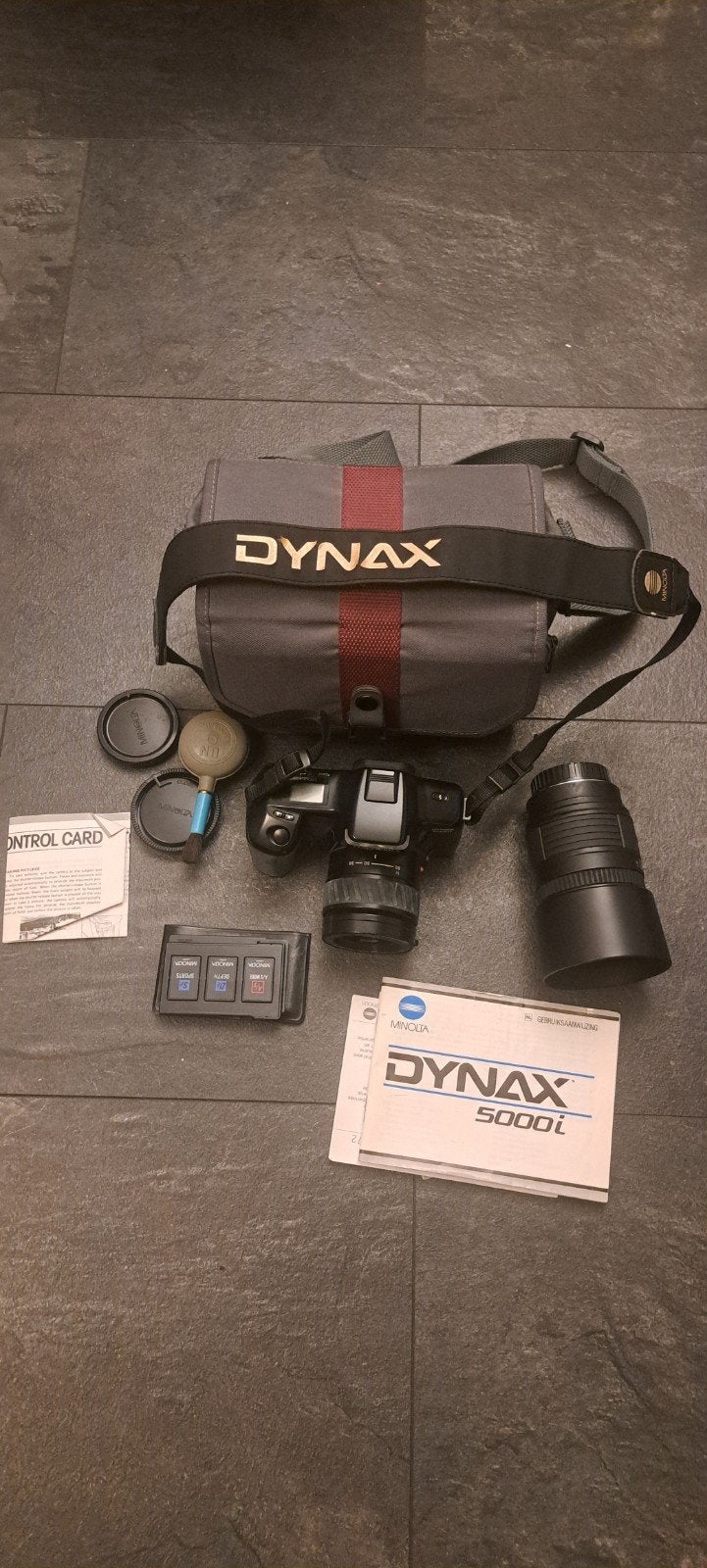 Minolta Dynax 5000i met 2 lenzen en accessoires, Gebruikt, Zoom, Ophalen of Verzenden, Standaardlens