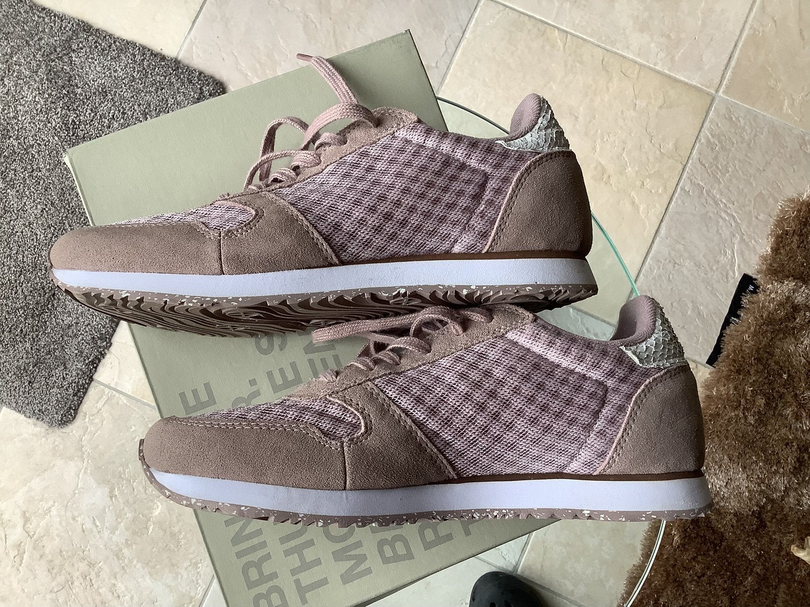 Woden maat 39 nieuw, Ophalen, Zo goed als nieuw, Sneakers of Gympen