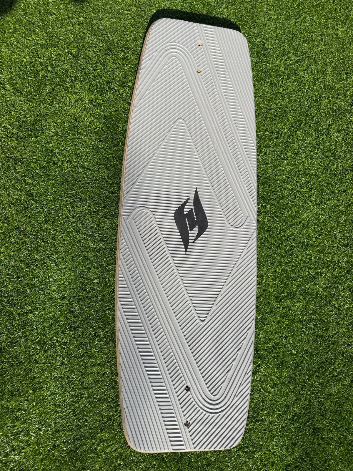 Hyperlite Stylus Wakeboard - Zo goed als nieuw, Watersport en Boten, Ophalen of Verzenden, Zo goed als nieuw, Board
