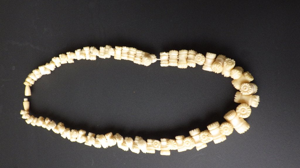 mooie retro ketting van been, Ophalen of Verzenden, Overige typen