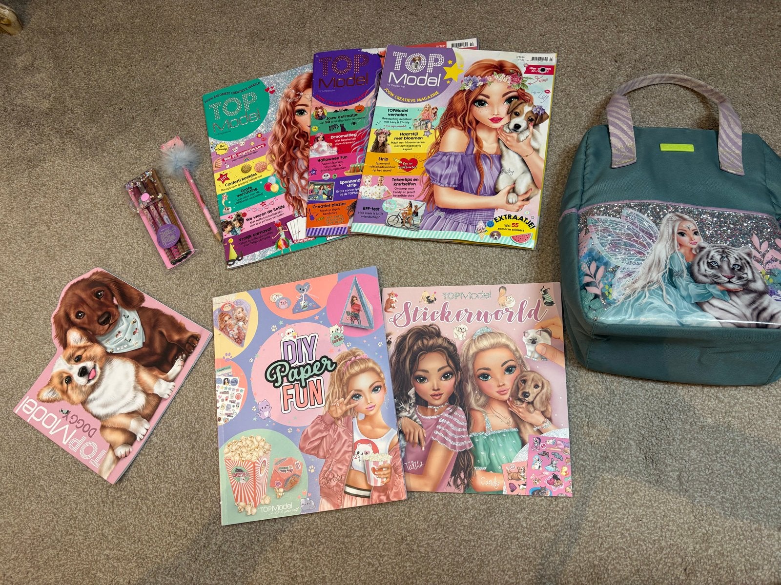 TopModel pakket, rugzak, 3 tijdschriften, 2 keer stickerboek, Ophalen of Verzenden, Zo goed als nieuw, Meisje