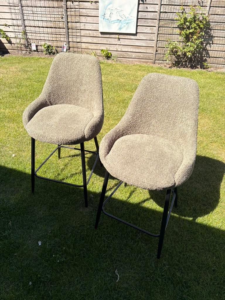 Barstoelen teddy groen, 2 krukken, Ophalen, Zo goed als nieuw, 60 tot 90 cm