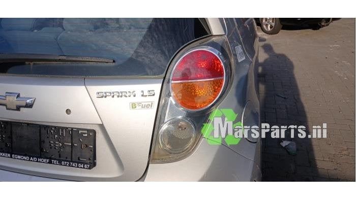 Achterlicht rechts van een Chevrolet Spark