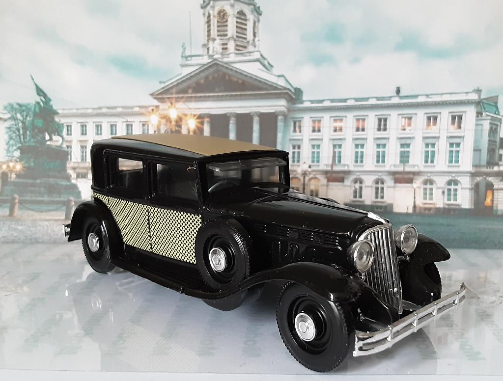 1:43 Renault Reinastella RM2; 4-door saloon 1934; Solido, Ophalen of Verzenden, Gebruikt, Auto, Solido