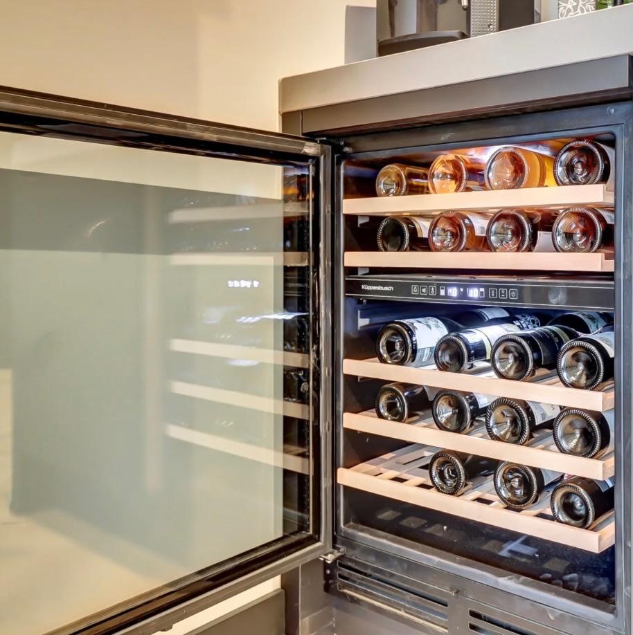 Wijnklimaatkast Küppersbusch, Ophalen, Zonder vriesvak, Minder dan 85 cm, 45 tot 60 cm