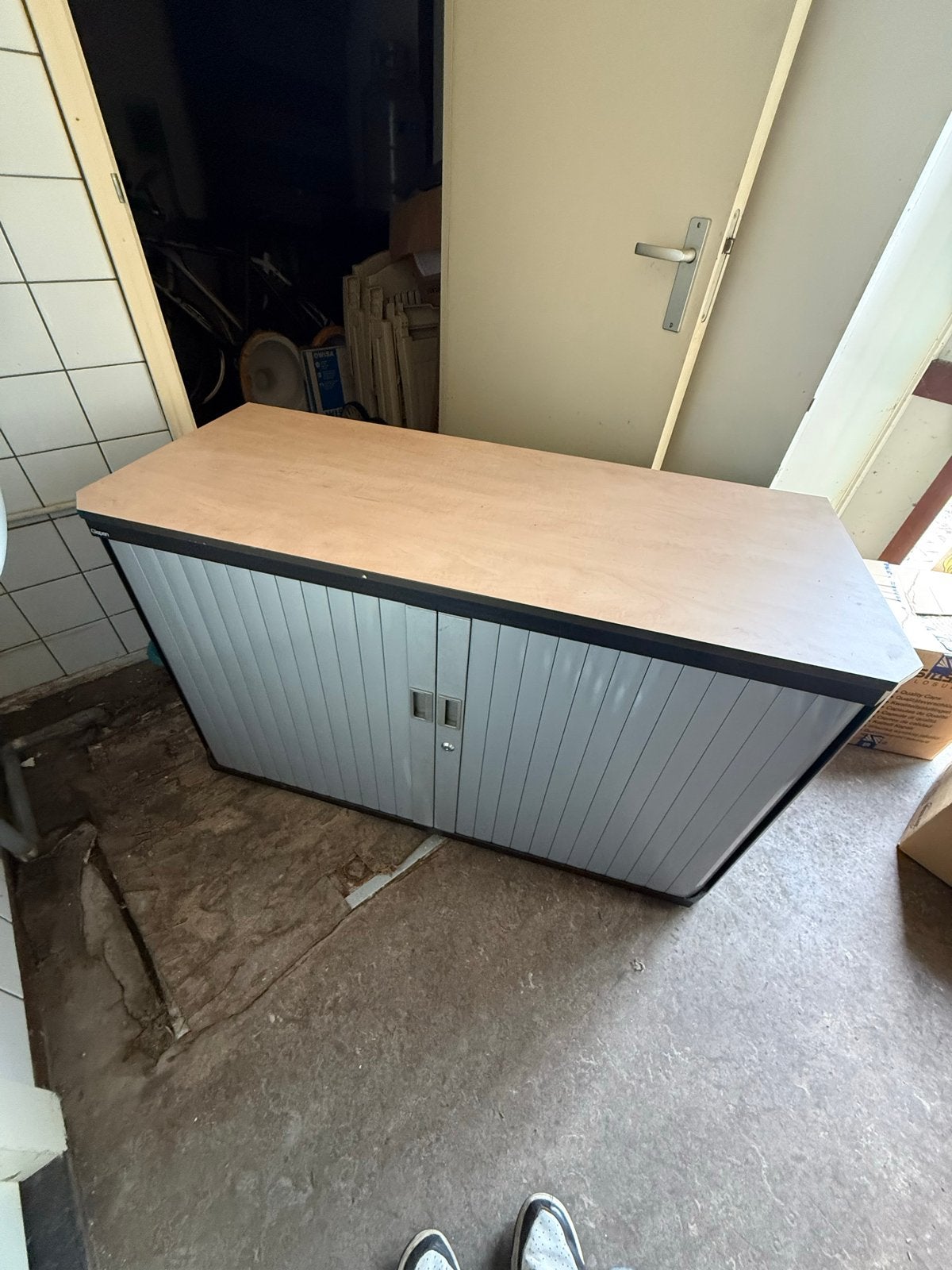 Gispen roldeurkast - Compact en functioneel, Huis en Inrichting, Kasten | Roldeurkasten en Archiefkasten, Ophalen, Gebruikt, 25 tot 50 cm