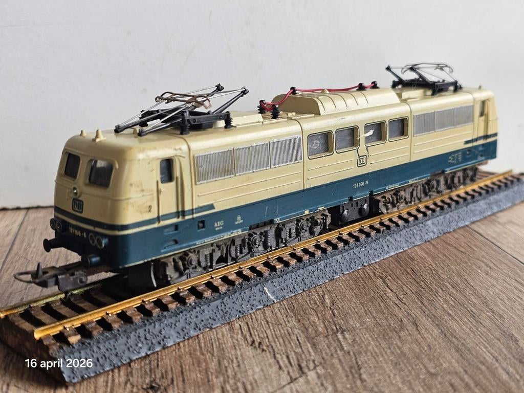 Modeltrein Ho lima locomotief E-151, Gebruikt, Ophalen of Verzenden, Analoog, Lima