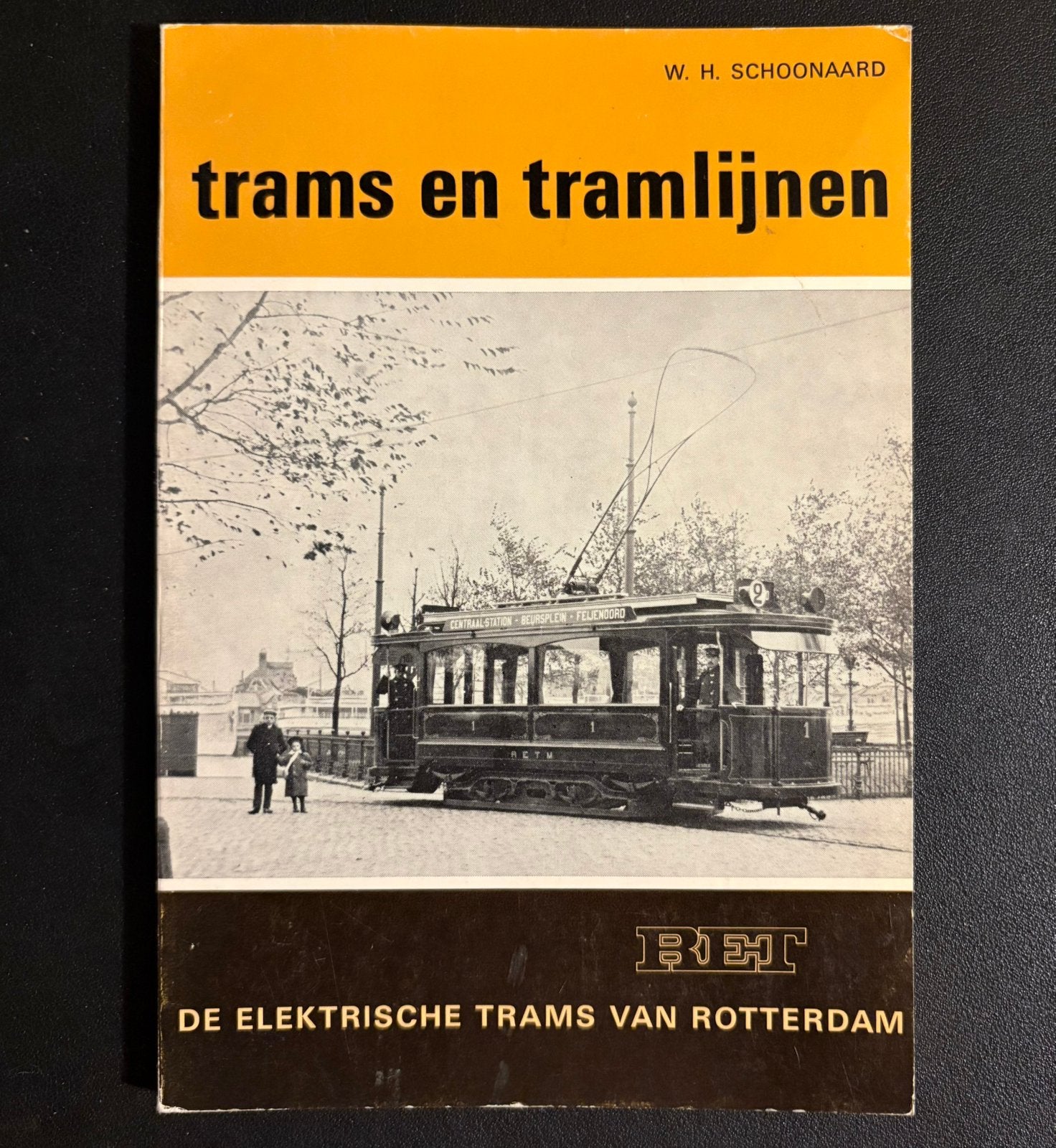 De elektrische trams van Rotterdam (1972), Ophalen of Verzenden, Zo goed als nieuw, Tram, Boek of Tijdschrift